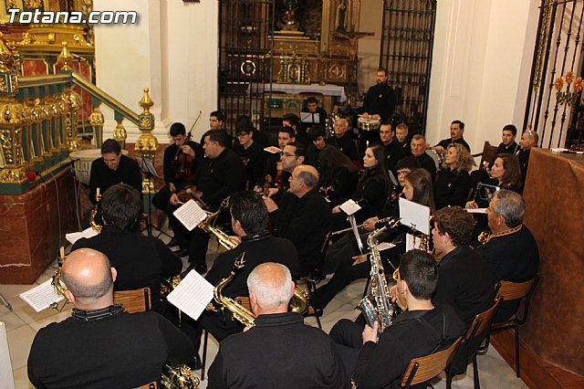 Bendición del nuevo trono de la Hdad. de la Dolorosa - 19