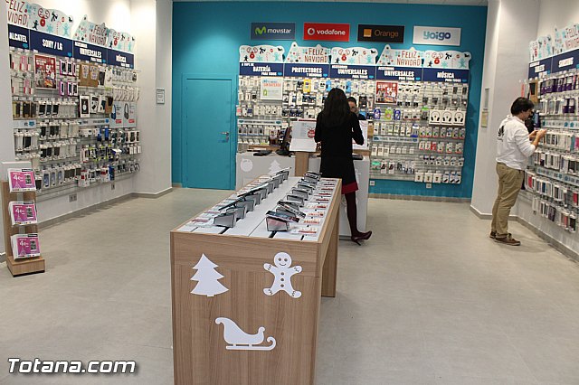 Abre sus puertas Phone House en Totana - 4 Abre sus puertas Phone House en Totana - 4
