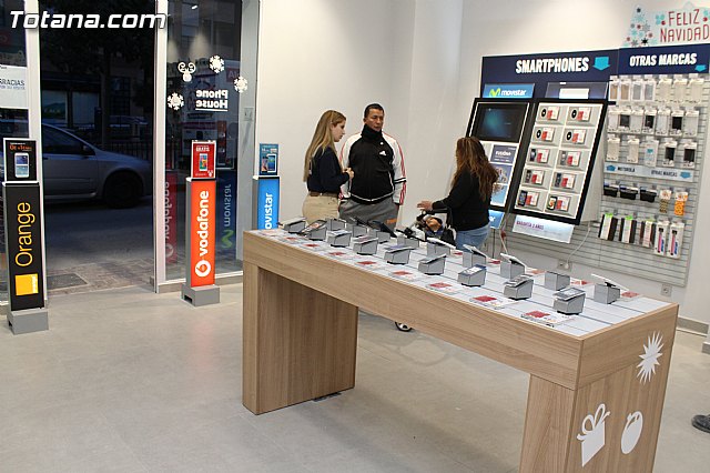 Abre sus puertas Phone House en Totana - 7 Abre sus puertas Phone House en Totana - 7