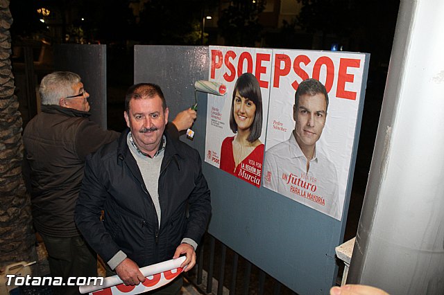 Pegada de carteles - Elecciones Generales 20d - 31 Pegada de carteles - Elecciones Generales 20d - 31