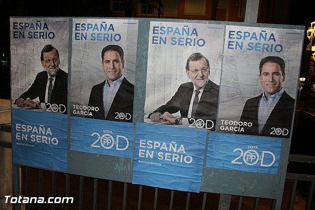 Pegada de carteles - Elecciones Generales 20d - 50 Pegada de carteles - Elecciones Generales 20d - 50